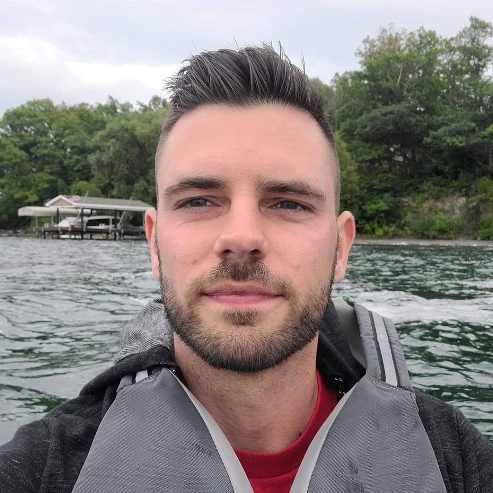 Meet your Posher, Greg